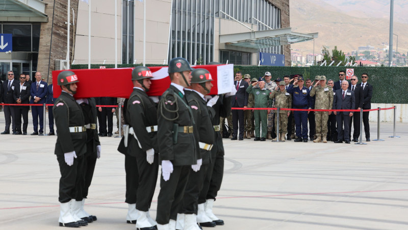 Pençe-Kilit’te Mağarada Facia: 12 Asker Metan Gazından Şehit Oldu